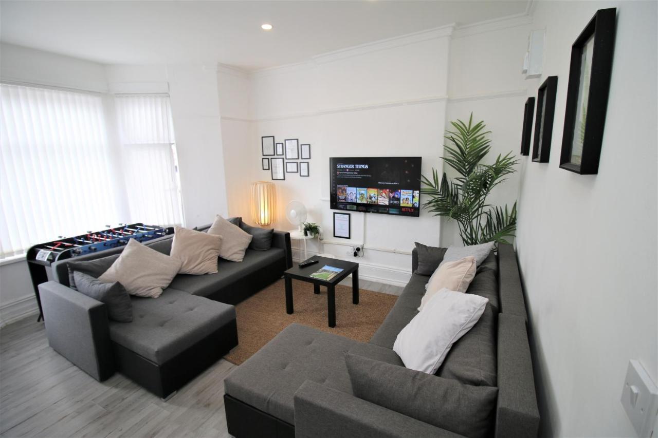 Free Local Parking - Fast Wifi - Sleeps 10 Guests By Property Promise Cardiff Exterior photo