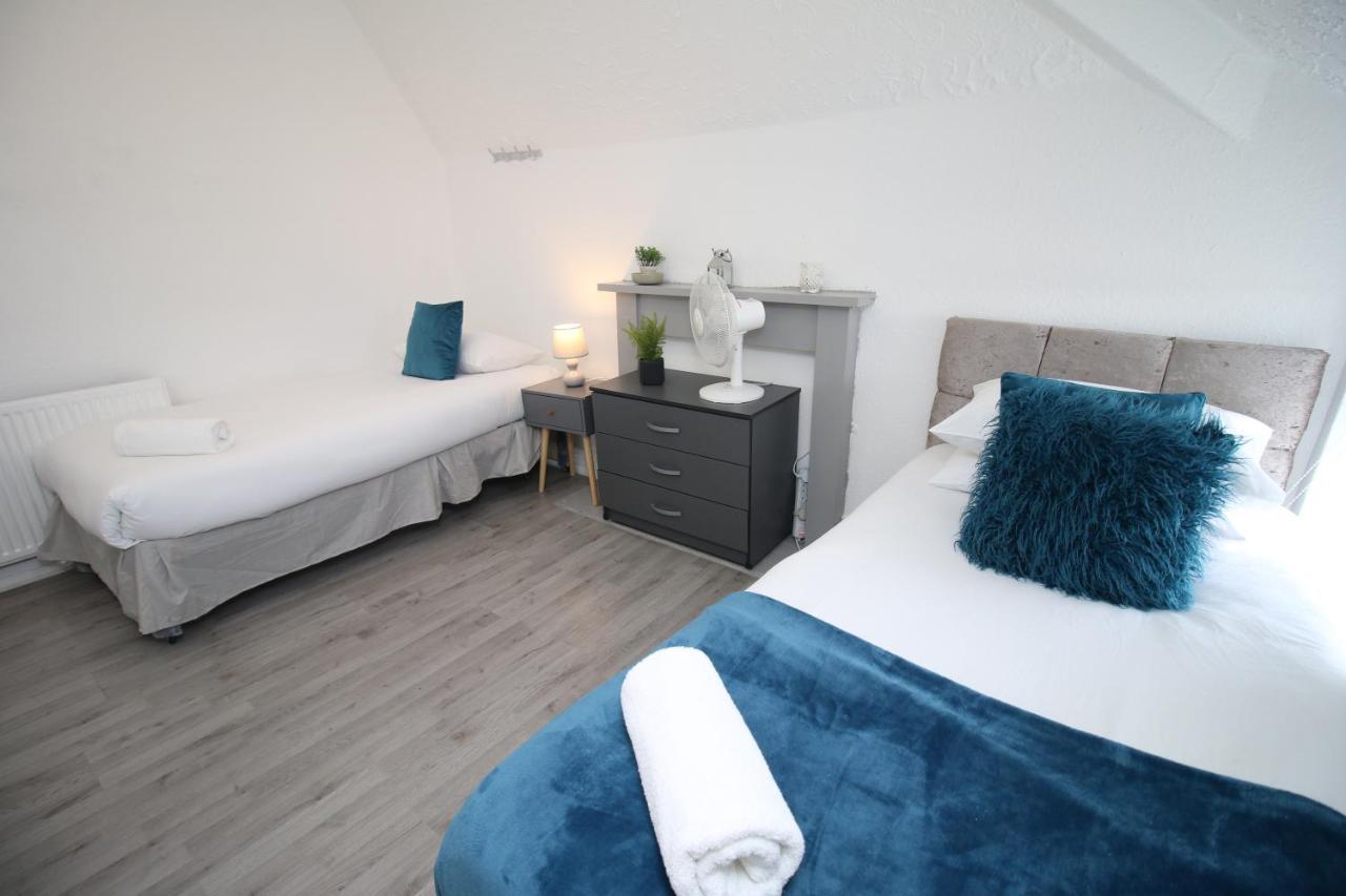 Free Local Parking - Fast Wifi - Sleeps 10 Guests By Property Promise Cardiff Exterior photo
